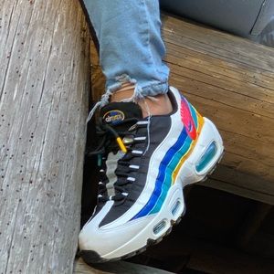 air max 95 windbreaker